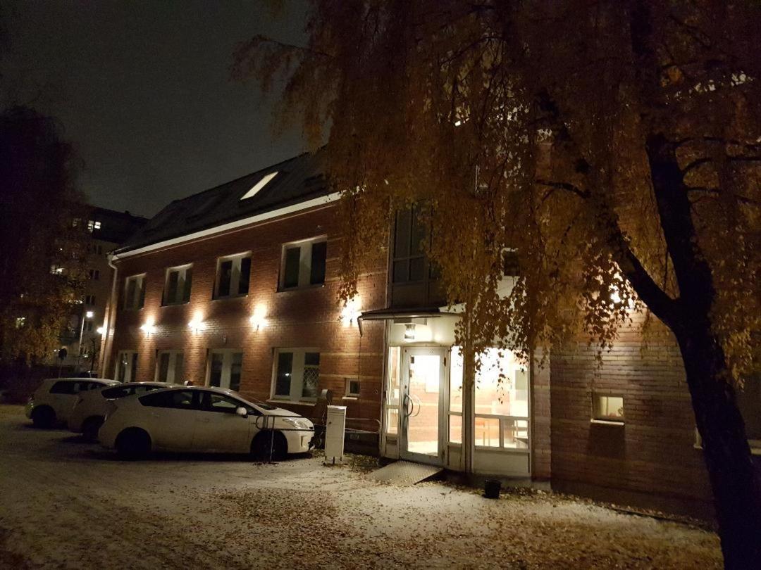 Vandrarhem Uppsala - Portalgatan Exterior photo